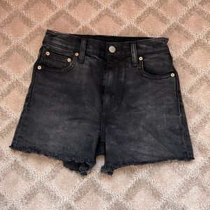 NWOT: Aritzia Shorts